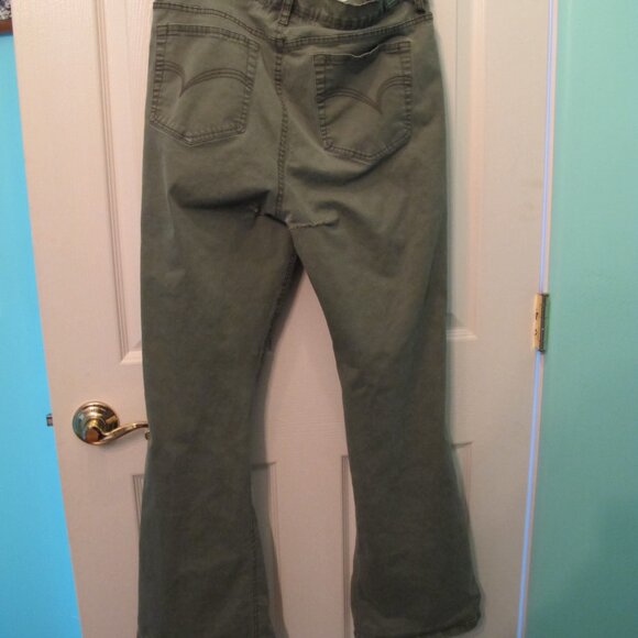Gloria Vanderbilt Pants Olive Medium - Picture 5 of 7